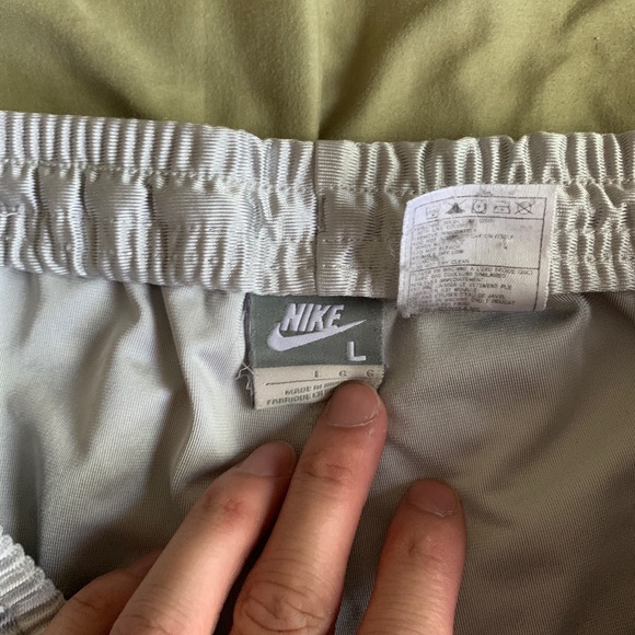 Nike shorts - Picture 2 of 2